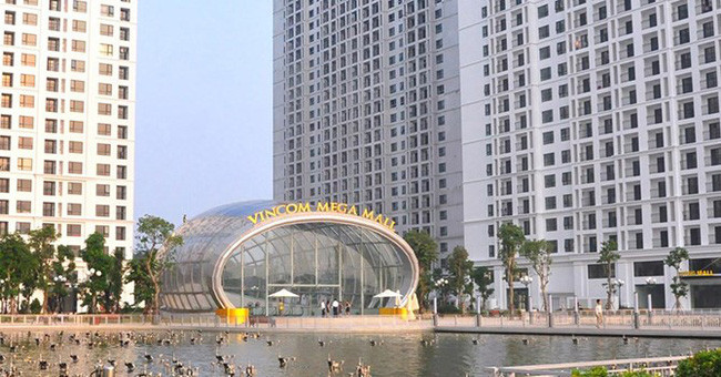 Bà Phạm Thúy Hằng (em gái bà Phạm Thu Hương) giữ vị trí Phó Chủ tịch HĐQT Tập đoàn Vingroup hiện nắm giữ hơn 100,8 triệu cổ phiếu VIC. Ước tính số tài sản của bà Hằng tương đương 10. 290 tỷ đồng. Ảnh: Internet.