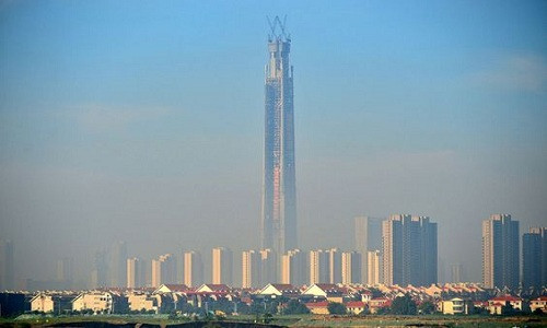 Tòa nhà chọc trời ở Thiên Tân - Goldin Finance 117 (Trung Quốc) đang được xây dựng có chiều cao dự kiến 597 m với 117 tầng.