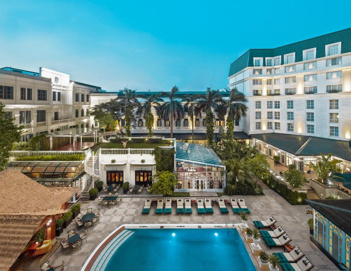 Khách sạn có hai tòa nhà là Heritage Wing (góc phố Ngô Quyền - Lê Phụng Hiểu) và Opera Wing (phố Lý Thái Tổ). Ảnh: Booking