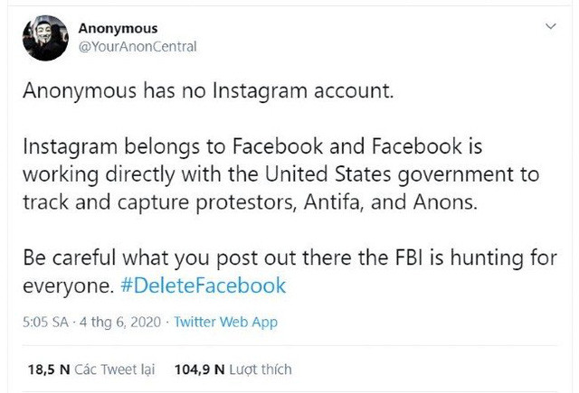 Ngay cả Instagram cũng nhiều lần bị Anonymous nhắc đến như ''con ghẻ'' trong những bài post của mình. Theo nhóm hacker, Twitter là mạng xã hội an toàn nhất trong việc tôn trọng quyền riêng tư của người sử dụng.