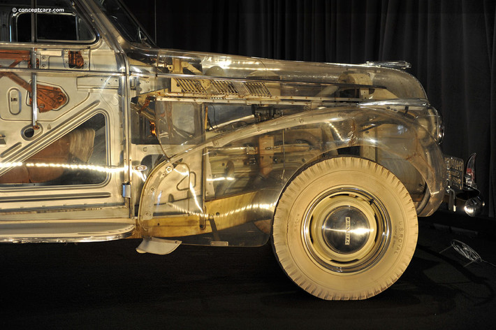 Được biết, tổng chi phí để tạo ra ô tô trong suốt Ghost Car ước tính vào thời điểm đó là 25.000 USD (khoảng gần 600 triệu đồng). Đây được coi là con số khổng lồ vào năm 1939.