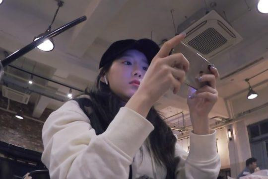 Taeyeon cũng là cao thủ của cao thủ game PUBG trong cộng đồng Kpop, từng khiến các fan Kpop cũng như các game thủ đã cực phấn khích khi cùng Sunny chơi game trực tiếp trong chương trình SM Super Celeb League mùa 4.