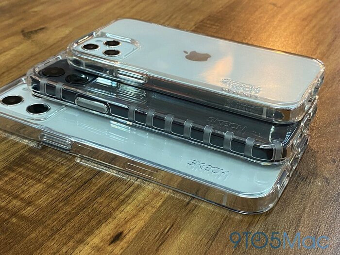Thiết kế mới của iPhone bao gồm phần sườn máy được vát phẳng thay vì bo cong tràn cạnh, mang vóc dáng của iPhone 4. Khung viền và mặt sau được làm phẳng hơn.