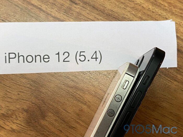 Nhà thiết kế này có đặt iPhone 12 cạnh iPhone 4 để người xem thấy rõ nét tương đồng giữa hai phiên bản điện thoại này.
