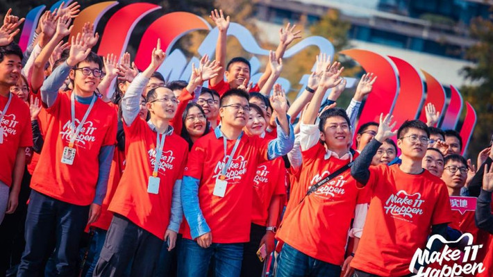Ngày lễ độc thân 11/11 (Singles’ Day) được xem là ngày khuyến mãi lớn nhất trong năm tại Trung Quốc này với doanh số bán hàng vượt qua cả ngày Black Friday và Cyber Monday. Ảnh: Alizila.