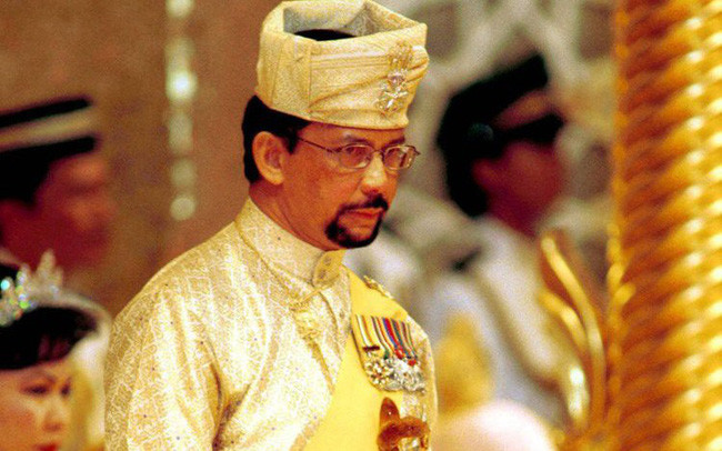 Là một trong những gia đình hoàng tộc giàu có nhất thế giới, Quốc vương Brunei Hassanal Bolkiah đang nắm trong tay lên tới hơn 20 tỷ USD. Ảnh: Getty Image.