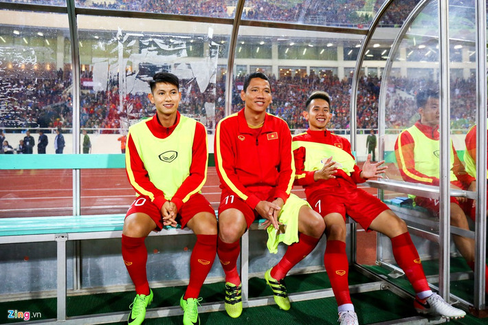 Trong bữa ăn trưa trước khi tuyển Việt Nam gặp Thái Lan ở bảng G vòng loại thứ hai World Cup 2022 khu vực châu Á, Anh Đức đã thông báo chính thức với cả đội quyết định chia tay tuyển quốc gia. Trận đối đầu Thái Lan là lần cuối cùng, người hâm mộ được thấy anh dưới màu áo đỏ.