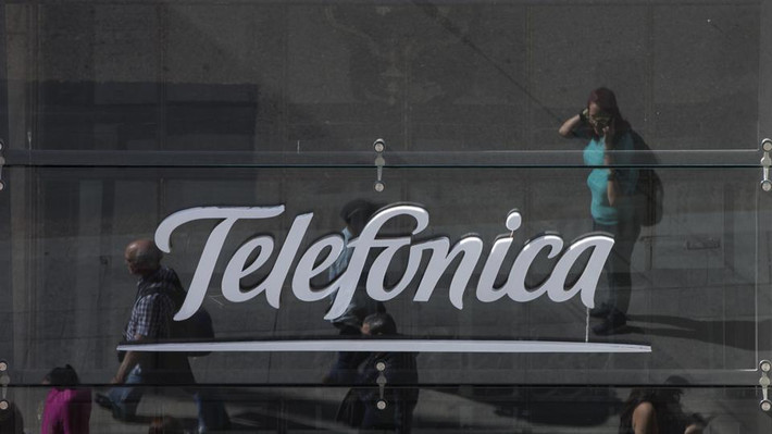 Chính phủ Tây Ban Nha cho biết một số công ty lớn trong đó có Telefonica cũng bị ảnh hưởng hệ điều hành Windows trên máy tính của nhân viên. Ảnh: AP.