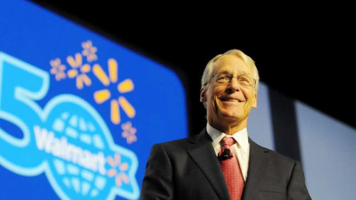 15. Rob Walton - 34,1 tỷ USD: Là một doanh nhân người Mỹ, là con trai cả của Sam Walton , người sáng lập Walmart. Mặc dù có nhiều chuỗi cửa hàng khác đã từng xuất hiện trong những năm qua, nhưng Walmart đã phát triển để trở thành nhà bán lẻ lớn nhất thế giới.