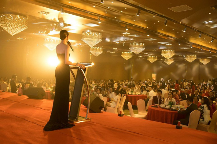 Được biết, hiện tại người đẹp đang tập trung cho công việc kinh doanh,phát triển công ty. Thời gian trước, Ngọc Trinh từng khiến dư luận bất ngờ khi thông báo đang nắm quyền điều hành một công ty mà cô tiết lộ mức định giá gần 140 tỷ đồng.