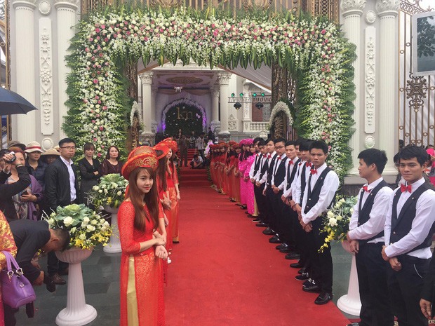 Trước đây, tòa lâu đài Lan Khoa Khuê từng có một thời gian "gây sốc" cộng đồng mạng khi diễn ra lễ cưới quy mô "siêu khủng". Ảnh: Facebook