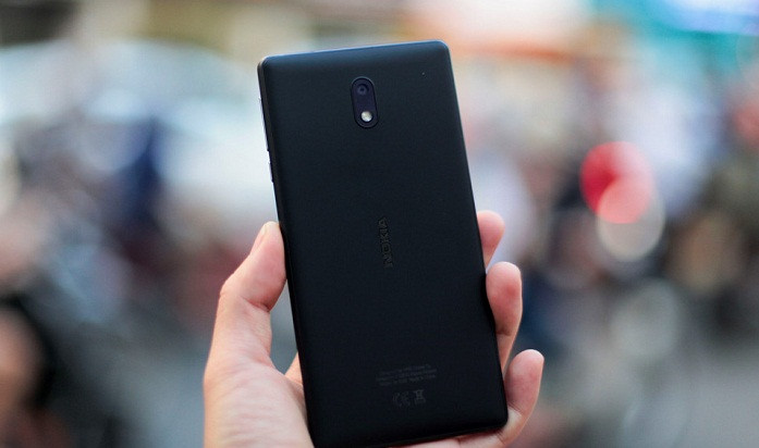 Nokia 3 là smartphone Android đầu tiên của hãng. Máy nằm trong danh sách điện thoại giá rẻ với 2,9 triệu đồng. Ảnh: Zing.