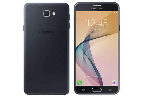 Sự xuất hiện của Galaxy J7 Pro không làm giảm sức hấp dẫn của Samsung Galaxy J7 Prime. Ở mức giá tầm trung (5,99 triệu đồng) nhưng J7 Prime vẫn sở hữu phong cách thiết kế và tính năng của các dòng máy cao cấp. Ảnh: Priceprice.