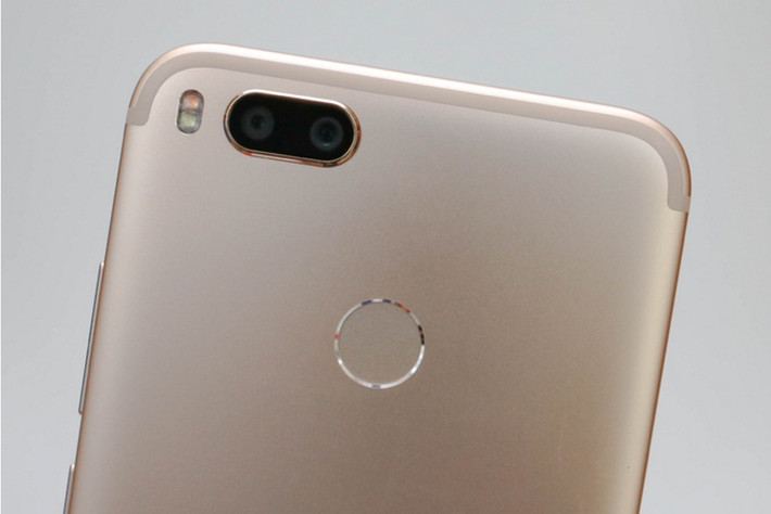 Đây chính là điểm mạnh vượt trội hơn hẳn so với Bphone 2017 (có camera một ống kính thông thường với độ phân giải 16MP). Ảnh: Bachlongmobile.