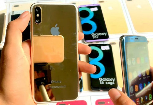 Các thương gia tại Việt Nam cho biết đây là iPhone 8 fake loại 1. Ảnh: Techz.