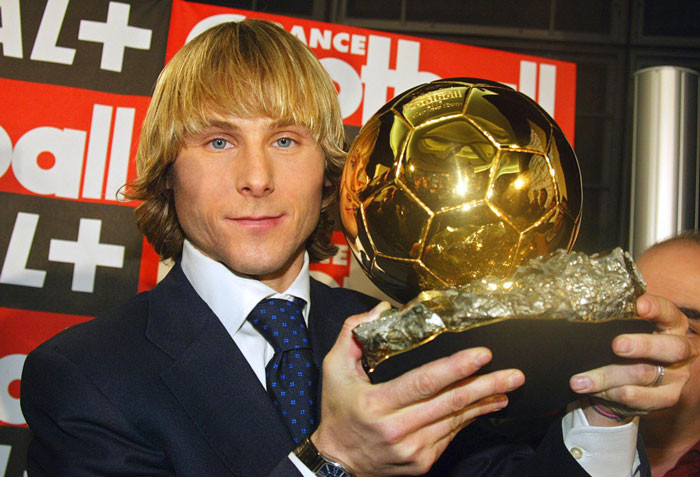 Pavel Nedved là một trong những cầu thủ xuất sắc nhất thế giới mà cộng hòa Czech có thể sản sinh. Anh là một trong những tiền vệ tài hoa của bóng đá thế giới. Bằng tài năng của mình, cầu thủ này đã giành được danh hiệu QBV thế giới năm 2003.