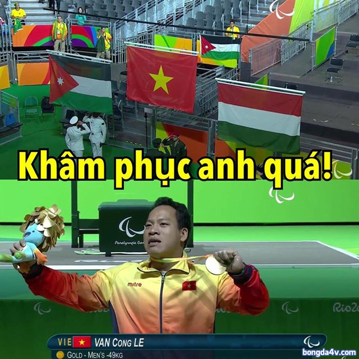 Đặc biệt hơn ngoài tấm HCV Paralympic vừa giành được, VĐV khuyết tật Lê Văn Công còn phá kỷ lục thế giới hạng cân 49 kg nam môn cử tạ tại Thế vận hội dành cho người khuyết tật.