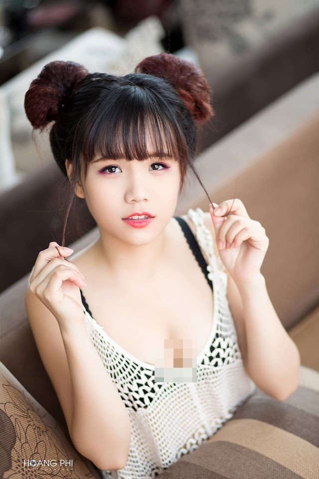 Chưa dừng lại ở đó, nhiều người còn nhận xét rằng Ngọc Diễm sở hữu nhiều đường nét trên khuôn mặt, mái tóc rất giống ca sĩ Khởi My.