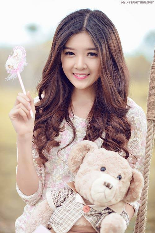 Lily Luta từng tự tin công khai vẻ đẹp của mình là do phẫu thuật khiến nhiều người cảm thấy khâm phục trước sự thẳng thắn của hot girl tuổi thân này.