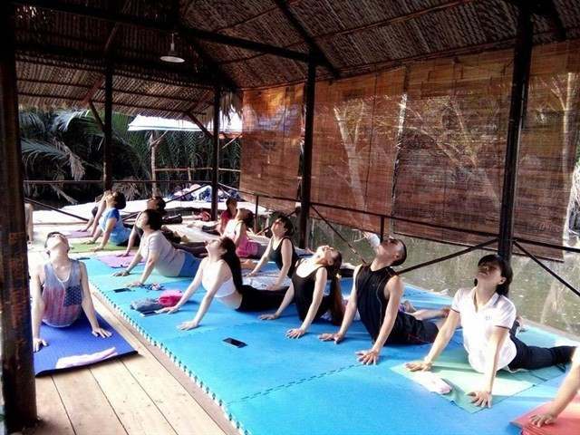 Ngoài phục vụ điểm lưu trú, vui chơi thì ẩm thực tại Cánh đồng hoa cũng cực kỳ ấn tượng với nhiều món ăn ngon, đậm chất đồng quê với nguyên liệu hoàn toàn từ vườn nhà.