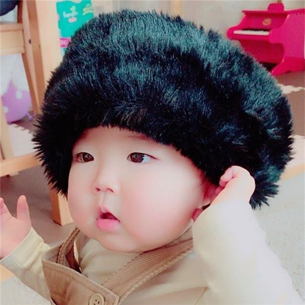 Cô bé được cư dân mạng bình chọn dễ thương nhất năm 2016 có tên là Kaeda sinh năm 2016 tại Nhật Bản.