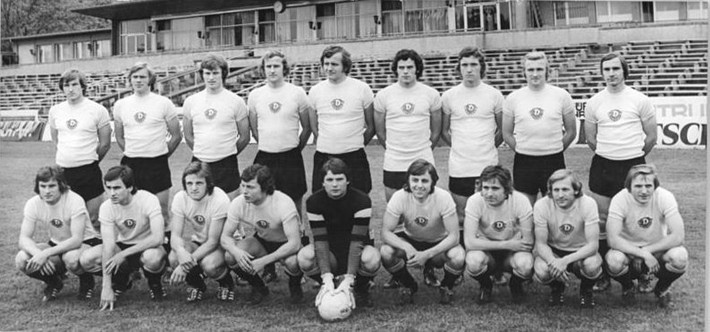 Halmstads là nhà vô địch Thụy Điển năm 1975/1976, chính HLV trưởng của ĐT Anh Roy Hodgson là người mang về vinh quang này cho Halmstads. Đáng kể hơn, trước mùa giải đó Halmstads chưa bao giờ có được vinh dự này.