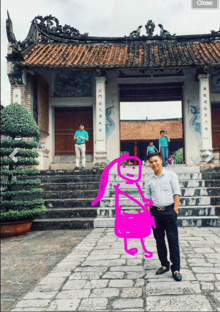 Rồi tay trong tay tới thăm chùa chiền.