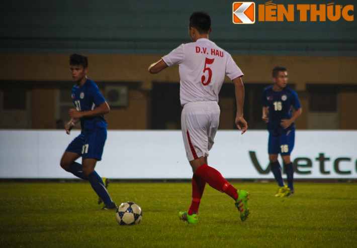 Chiều 15/9/2016, trên SVĐ Hàng Đẫy, ĐT U19 Việt Nam đã có trận đấu thứ 3 của mình tại giải đấu U19 ĐNA gặp đối thủ dưới cơ Philippines, đội đã để thua cả hai trận đấu tiên với tỷ số rất đậm. Đây được đánh giá là một trận đấu dễ chơi cho các cầu thủ Việt Nam.