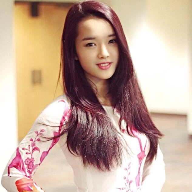Nhờ sở hữu thân hình chuẩn cùng vẻ đẹp lai Tây đặc trưng, cô gái 9X này được nhiều người nhận xét có tố chất để trở thành một người mẫu chuyên nghiệp.