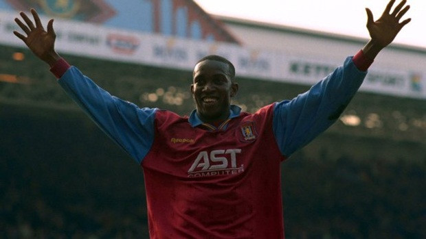 Dwight Yorke (13 giây – trận Aston Villa 3-0 Coventry, năm 1995).
