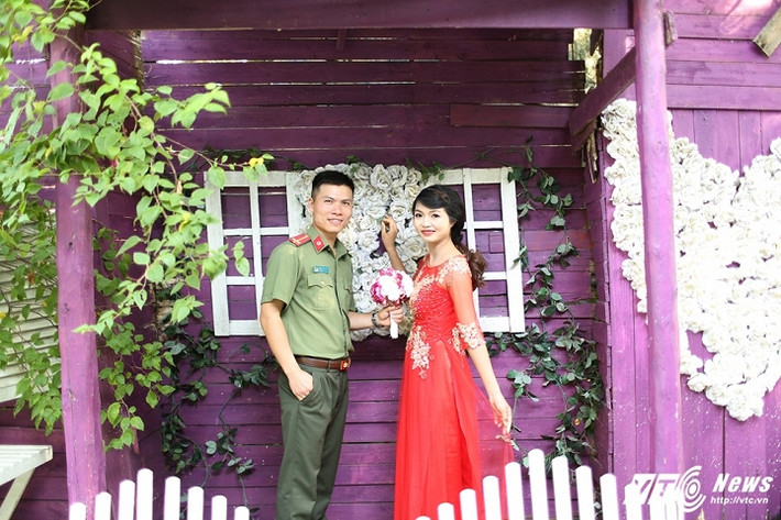 Thúy quê ở Tân Yên – Bắc Giang và hiện đang công tác tại Công an TP Bắc Giang. Thuận ở Lục Ngạn, hiện đang công tác tại Công an tỉnh Bắc Giang.