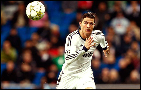 Mùa giải 2012/13 Cris Ronaldo đều ghi bàn và kiến tạo tại Champions League, anh đã có tổng số bàn thắng và kiến tạo lớn nhất tại đấu trường châu Âu: Cristiano Ronaldo (65), Lionel Messi (40) và Robert Lewandowski (37).