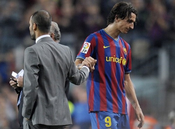 Trong cuốn tự truyện của mình, Ibrahimovic cũng đã miêu tả cuộc chiến tranh lạnh với vị chiến lược gia người Tây Ban Nha sau khi Messi muốn được trở thành trung tâm của lối chơi và Pep đã thay đổi sơ đồ để chiều lòng cầu thủ Argentina.