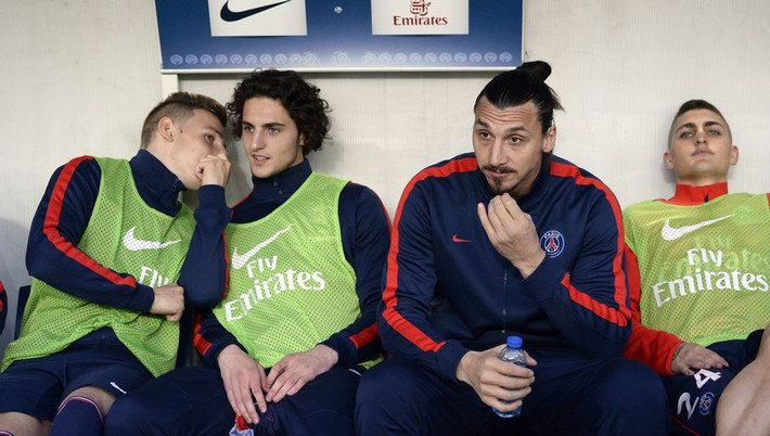 Đội hình PSG được xây dựng bởi nền tảng chất lượng, ngay cả Marquinhos, Adrien Rabiot, Javier Pastore, Ezequiel Lavezzi, Benjamin Stambouli, Gregory Van der Wiel, những cái tên có thể đánh chính ở bất kỳ đội bóng nào cũng mòn đũng quần trên băng ghế dự bị và hục hặc đòi ra đi vì không có nhiều cơ hội ra sân.