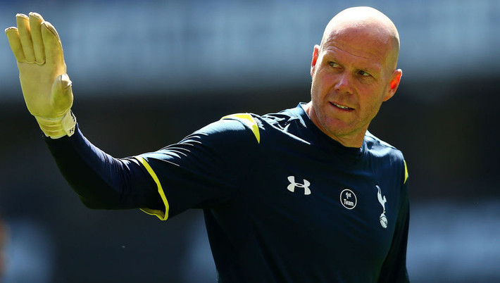 Brad Friedel: 42 tuổi 176 ngày.
