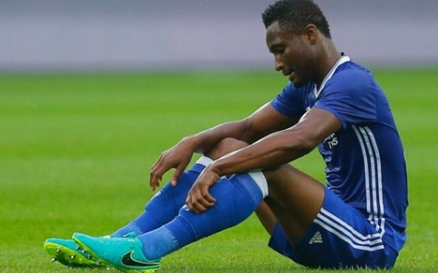 Antonio Conte đang trọng dụng bộ đôi tiền vệ Matic- Kante và nhiều khả năng sẽ để Obi Mikel ra đi sau hơn một thập kỷ khoác áo Chelsea.