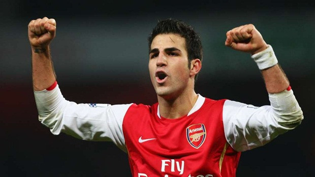 Cesc Fabregas được đánh giá là một trong những chân chuyền thượng thừa tại giải Ngoại hạng Anh. Mùa giải 2006/2007, cầu thủ của Arsenal đã tung ra tới 116 đường chuyền tạo cơ hội cho đồng đội.