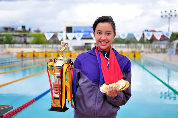 Sau khi giành tấm vé đến dự Olympic Rio 2016, cô gái sinh năm 2002 người Nepal có tên Gaurika Singh đã trở thành VĐV trẻ nhất tại kỳ thế vận hội năm nay.