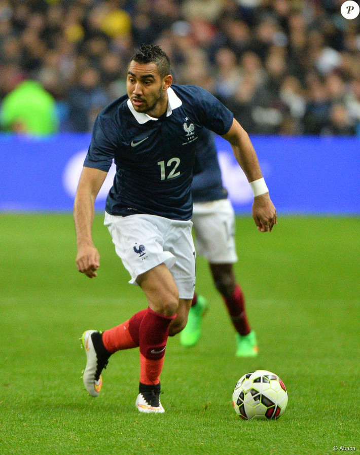 Thế nhưng, với những màn trình diễn của Payet trong màu áo West Ham thì HLV của ĐT Pháp là Didier Deschamps mới quyết định gọi tiểu Zidane vào đội hình của mình.