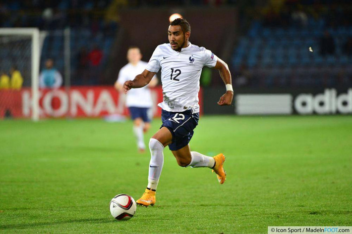 Không bỏ lỡ cơ hội trời cho, nhất là khi VCK Euro 2016 đang ngày càng cận kề, Payet ngay lập tức chứng tỏ mình xứng đáng với niềm tin của ban huấn luyện. Cụ thể, ở trận giao hữu gặp ĐT Nga, tiền vệ sinh năm 1987 này đã ghi 1 bàn đồng thời thực hiện 1 pha kiến tạo giúp Kingsley Coman lập công, qua đó góp phần mang về chiến thắng chung cuộc 4-2 cho Les Bleus.