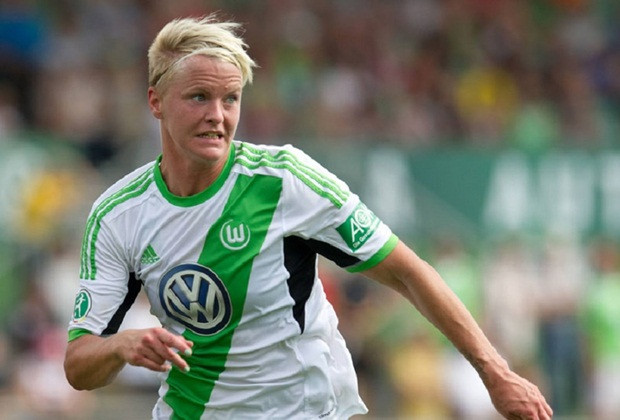 Nilla Fischer (Thụy Điển, VfL Wolfsburg), 67.500 USD.