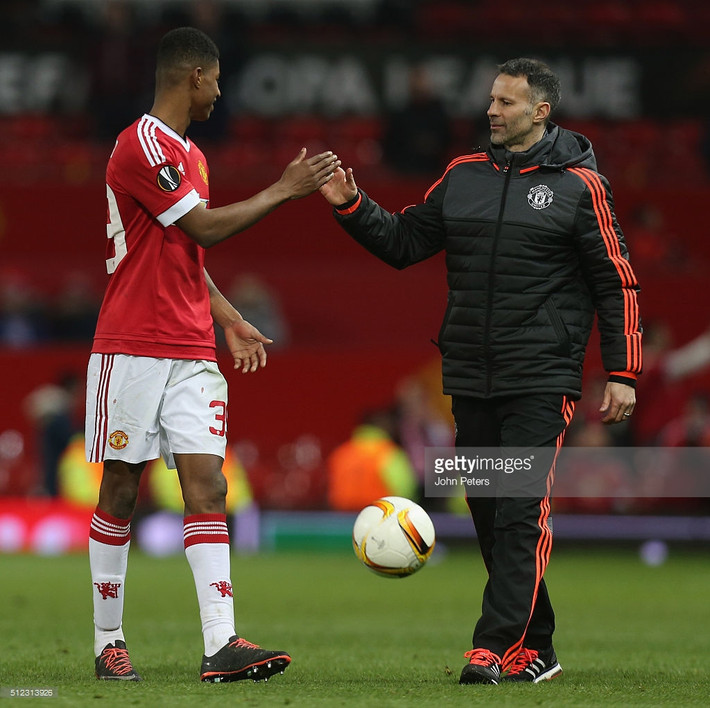 Chính bằng tài năng của mình, Rashford đã nhận được vô số những lời khen từ các HLV đội trẻ. Đơn cử như Giám đốc học viện bóng đá trẻ Man United là Nicky Butt đã nói rằng, cầu thủ 18 tuổi này là mẫu người bùng nổ trên trên và rất có triển vọng nếu chăm chỉ rèn luyện.