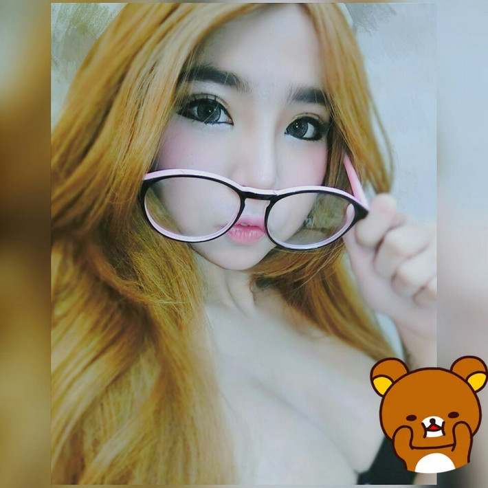 Theo nhiều người, vì quá lạm dụng mỹ phẩm và các phần mềm chỉnh sửa ảnh nên cô mới khiến những người yêu mến mình phải choáng váng.