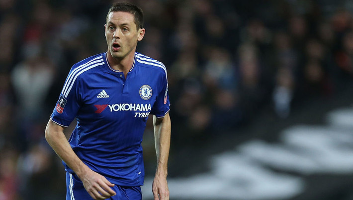Nemanja Matic được ví là một 'con quái vật' ở tuyến giữa của Chelsea mùa bóng trước Nemanja Matic trở thành cái bóng của chính mình trong mùa bóng 2015/16. Chẳng còn cái uy của một ông chủ tuyến giữa, tiền vệ trung tâm người Serbia mất luôn suất đá chính vào tay của John Obi Mikel khi ông Hiddink lên nắm Chelsea.