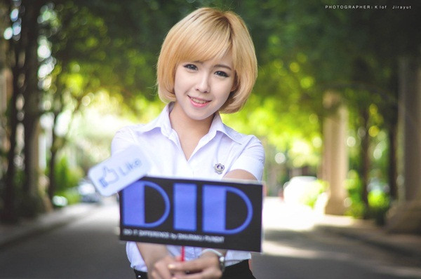 Điều mà nhiều người cảm nhận được ở cô hot girl này đó là sự dũng cảm, dám bước qua cái xấu để thay đổi bản thân xinh đẹp.