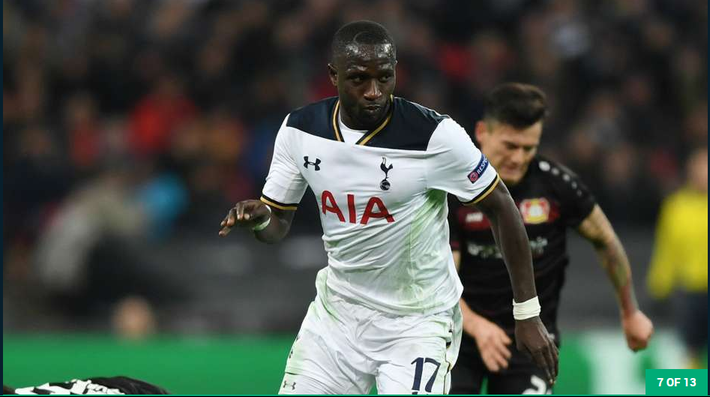 Thêm một cầu thủ nữa của Tottenham lọt vào danh sách đội hình tệ hại nhất vòng 4 đấu trường châu Âu và đó là tiền vệ cánh Moussa Sissoko. Sự đuối sức của cầu thủ này đã khiến đại diện đến từ Anh liên tục mất đi sự linh hoạt ở hành lang phải.