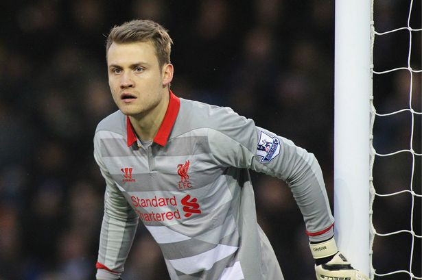 Mignolet được xem là thủ môn số 1 của ĐT Bỉ thời còn ở Sunderland nhưng bây giờ thời đó đã xa dù thủ thành này đã chuyển sang đội bóng lớn hơn là Liverpool bởi anh liên tục mắc sai lầm tai hại khiến The Kop khốn đốn.