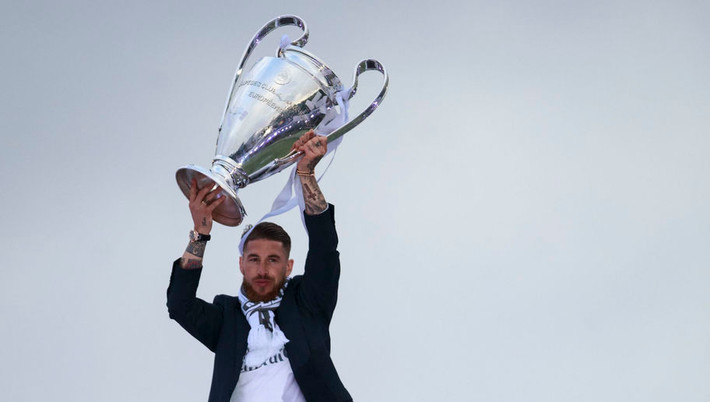 Sergio Ramos chứng tỏ anh chính là ngôi sao của những trận cầu lớn. Không chỉ trực tiếp ghi bàn, Ramos còn hạn chế tối đa sức ép từ phía Atletico Madrid. Cũng chính cầu thủ này là đầu tàu đưa đoàn quân của HLV Zidane tới chức vô địch cúp C1 châu Âu lần thứ 11 trong lịch sử CLB.