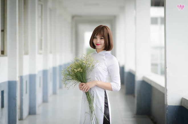 Nguyễn Thị Thùy Linh (SN 1997, Lào Cai) học lớp 60CG2 - Khoa Công Trình Thủy.