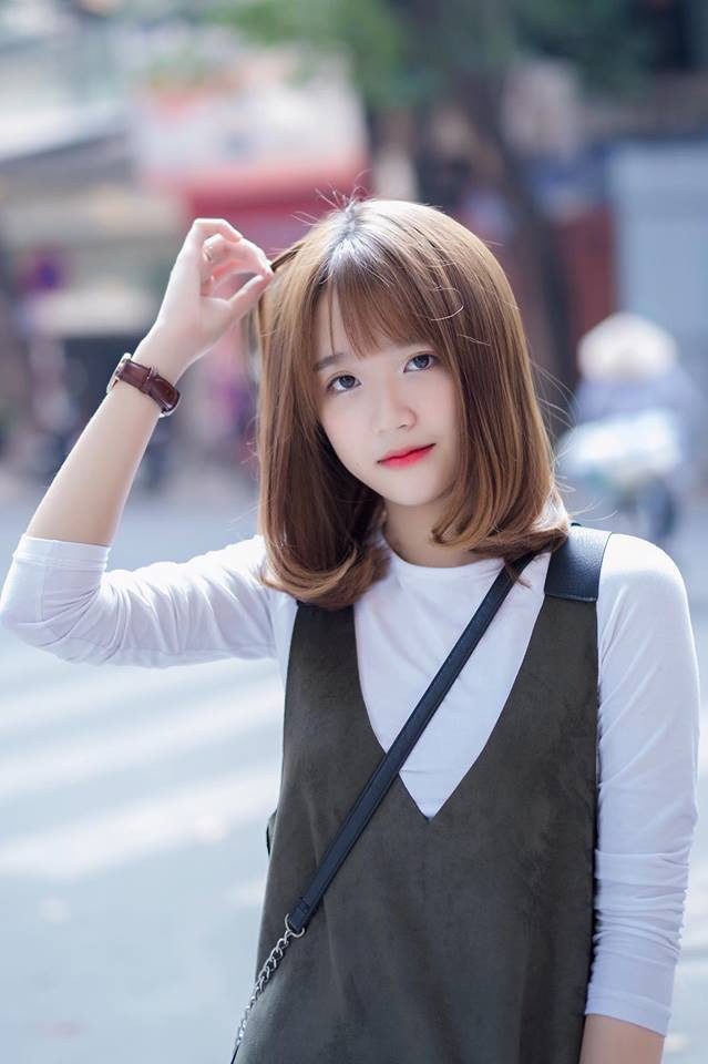 Tâm Xíu tên thật là Nguyễn Hoàng Minh Tâm hiện là sinh viên K34 khoa Văn hóa học của Học viện báo chí và tuyên truyền.